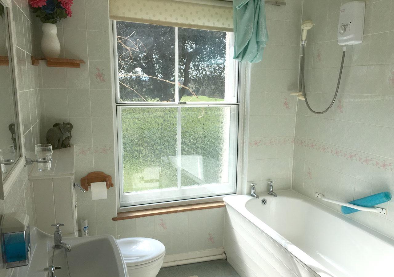 Haselor Farm B & B 이브샘 외부 사진