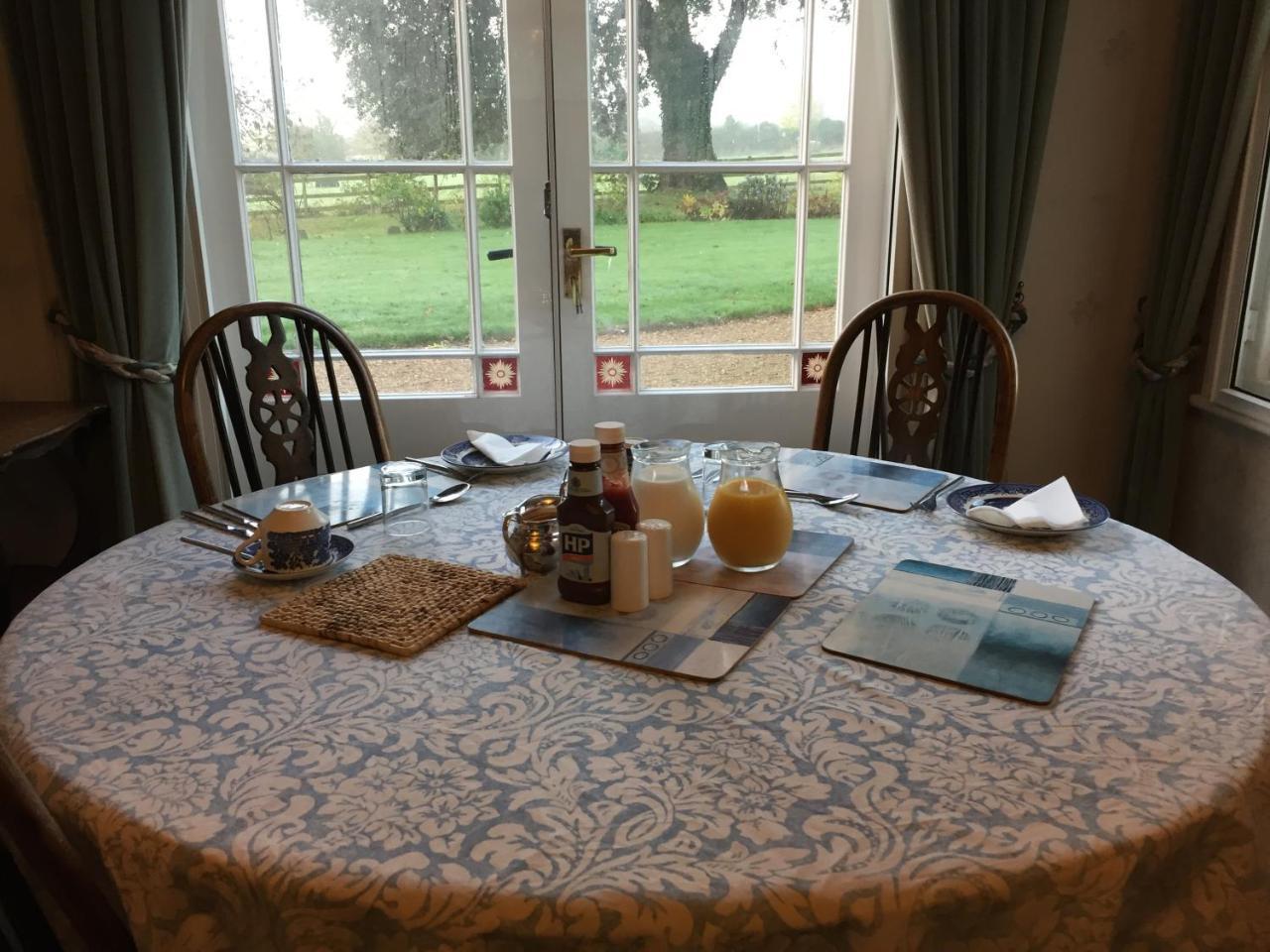 Haselor Farm B & B 이브샘 외부 사진